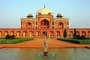 book tempo traveller in delhi