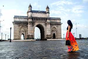 book tempo travller in delhi
